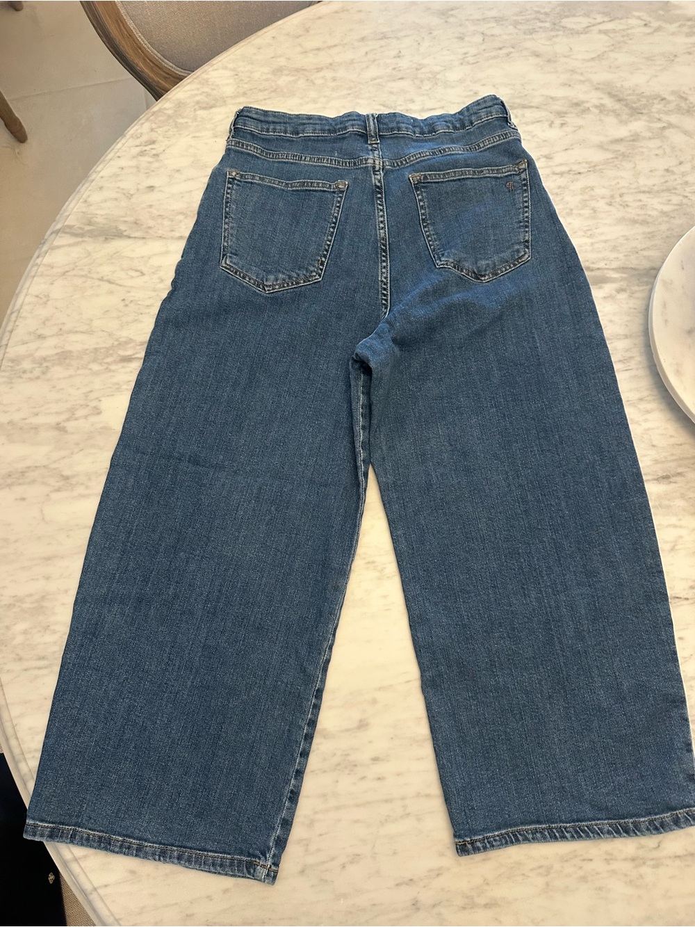 Anthropologie Pilcro Cropped Wide-Leg Jeans in Medium Blue Denim Size 29 - Picture 4 of 9